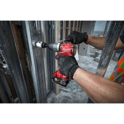 Дрель-шуруповерт Milwaukee M18ONEPD2-0X / 18V