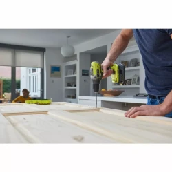 Дрель-шуруповерт Ryobi R18DD3-252S (Сумка+2.0&5.0)