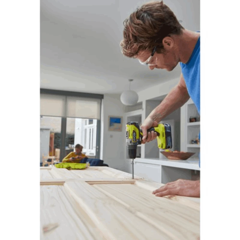 Дрель-шуруповерт Ryobi R18PD5-220S (Сумка+2X2.0)