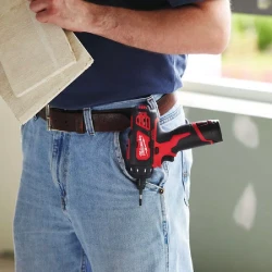 Шуруповерт Milwaukee M12BD-202C (Case+2X2.0)