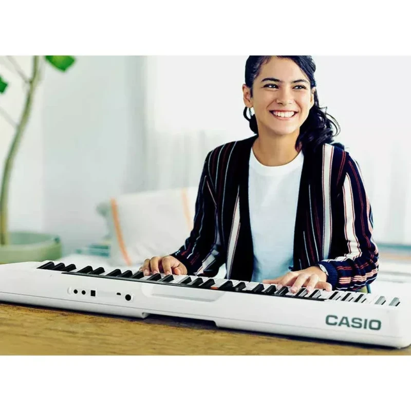 Синтезатор Casio CT-S200 WT