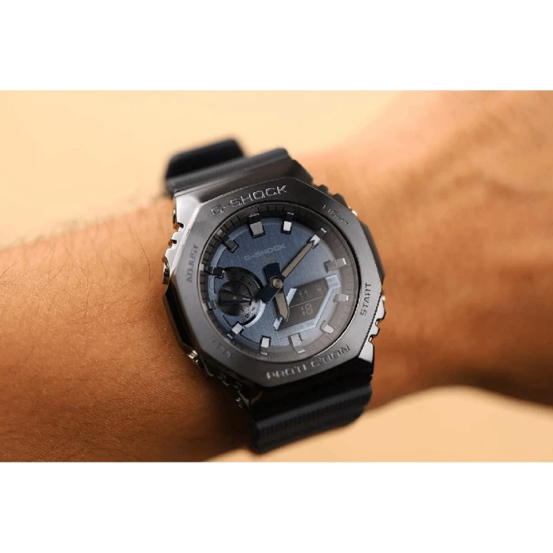 Saat G-Shock GM-2100N-2ADR