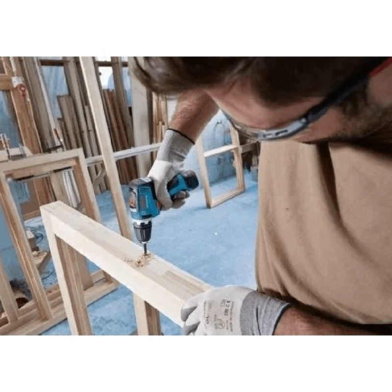 Дрель-шуруповерт Bosch GSR 12V-30