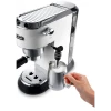 Qəhvədəmləyən DeLonghi EC685.W