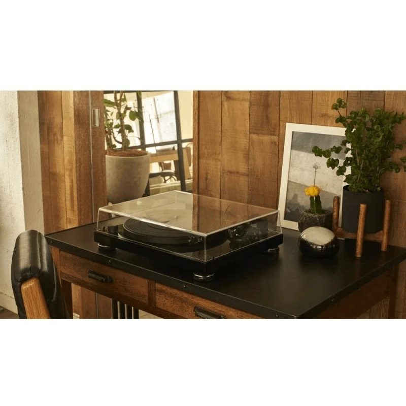 Проигрыватель винила Audio-Technica AT-LPW50PB Manual Belt Drive Wood Base Piano Black