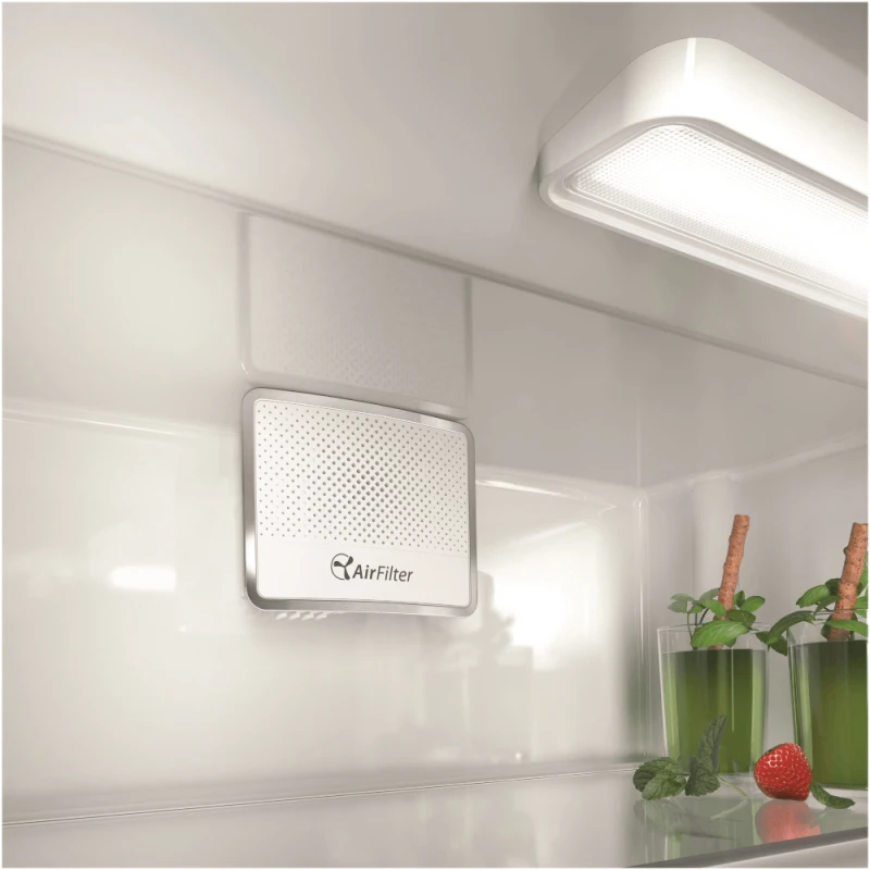 Встраиваемый холодильник Whirlpool SP 40801 Space 400