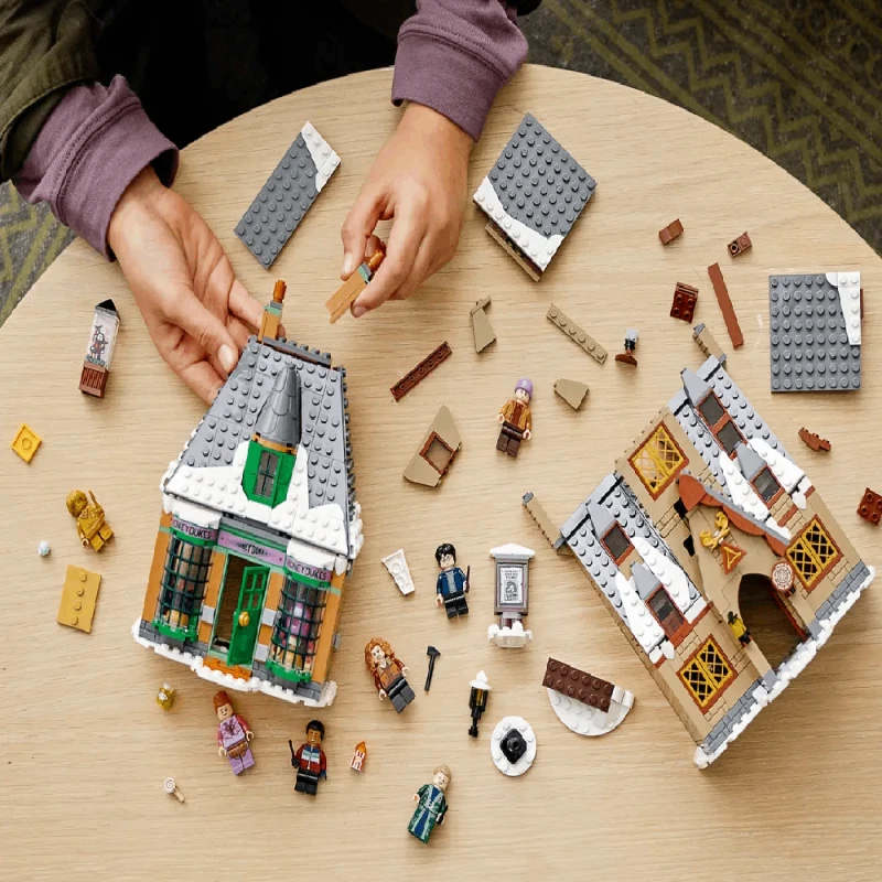 Конструктор LEGO Hogsmeade Village Visit 76388
