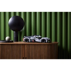 Конструктор LEGO Technic Peugeot 9X8 24H Le Mans Hybrid Hypercar / 42156