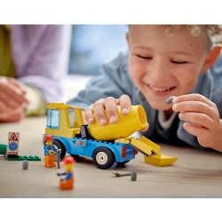 LEGO City Cement Mixer Truck / 60325