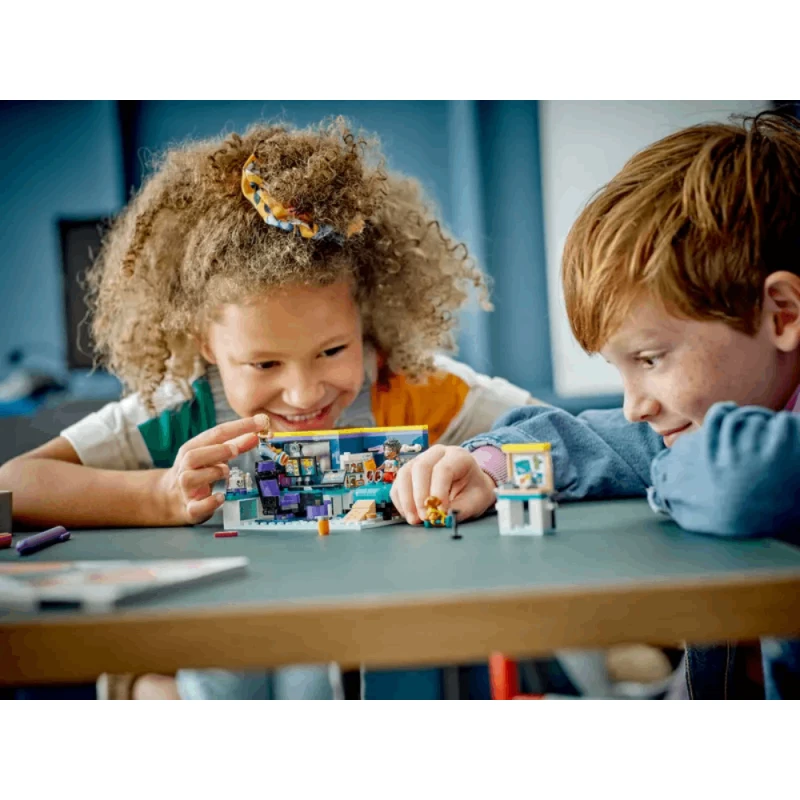 LEGO Friends Nova's Room / 41755