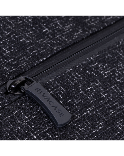Çexol Rivacase 7915 Black W/Handles 15.6”