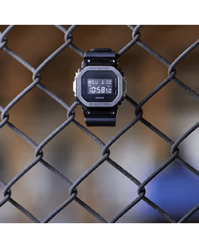 Saat G-Shock Digital GM-5600B-1DR