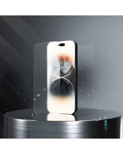 Qoruyucu şüşə Ilera Deluxe Glass iPhone 15