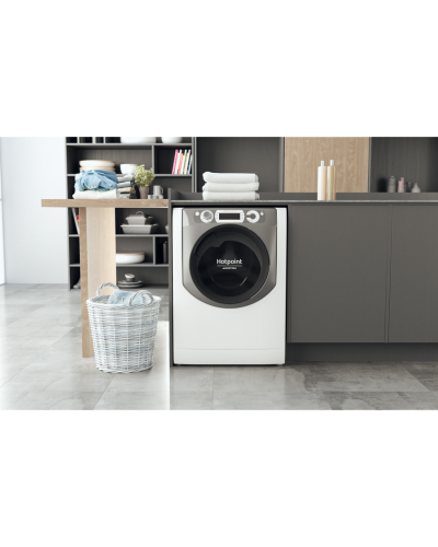 Paltaryuyan Hotpoint AQS73D28S EU/B N