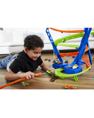 Hot Wheels HW Spiral Speed Crash HGV67 194735058310