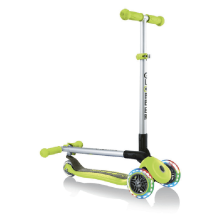 Yığılan skuter Globber Primo / 4897070184893