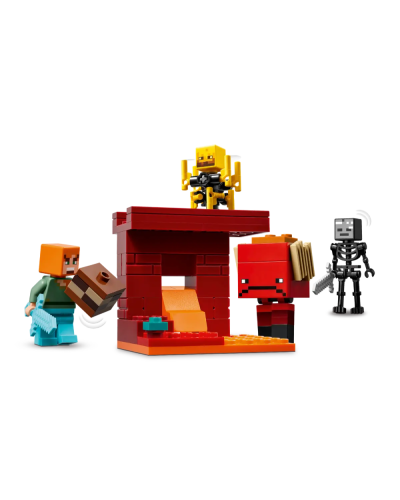 LEGO Constructor Minecraft The Nether Lava Battle Set 21266 / 5702017815404