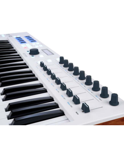Arturia KeyLab Essential  49