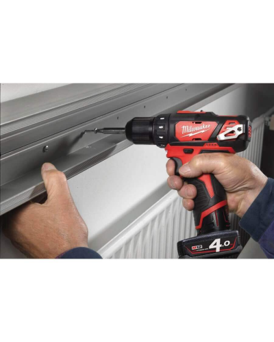 Drel-şurup bağlayan Milwaukee M12BDD-402C (CASE+2X4.0)