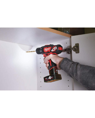 Drel-şurup bağlayan Milwaukee M12BDD-402C (CASE+2X4.0)