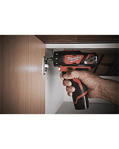 Drel-şurup bağlayan Milwaukee M12BDDXKIT-202C (MIX SET+2X2.0)