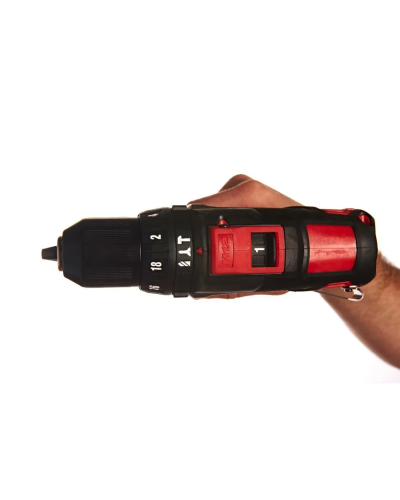 Drel-şurup bağlayan  Milwaukee M12BPD-202C (CASE+2X2.0)
