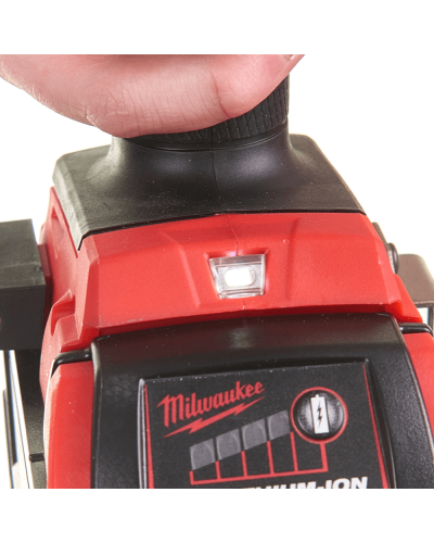 Drel-şurup bağlayan Milwaukee  M18FPD2-502X (HD BOX+2X5.0)