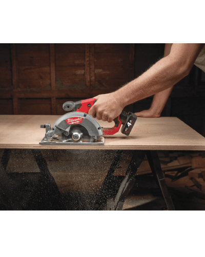 Dairəvi mişar Milwaukee M12CCS44-402C (Set+2x4.0)