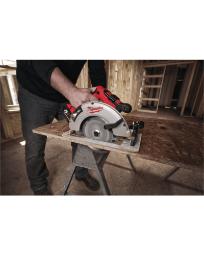 Dairəvi mişar Milwaukee M18BLCS66-502X (Set+2x5.0)