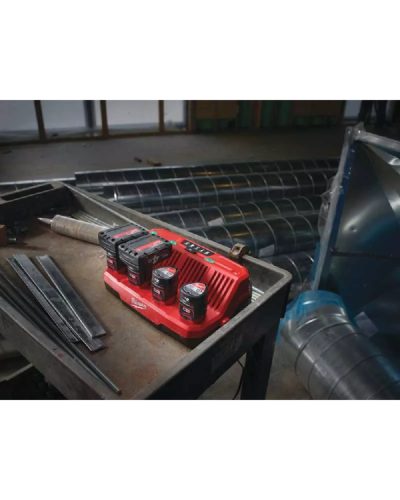 Akkumulyator batareyası Milwaukee M12C4 Lİ (4932430554)