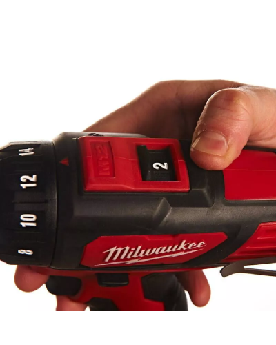 Şurup bağlayan Milwaukee M12BD-202C (Case+2X2.0)
