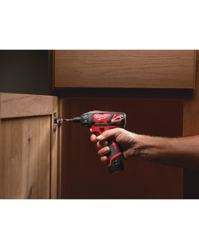 Şurup bağlayan Milwaukee M12BSD-0 / 12V
