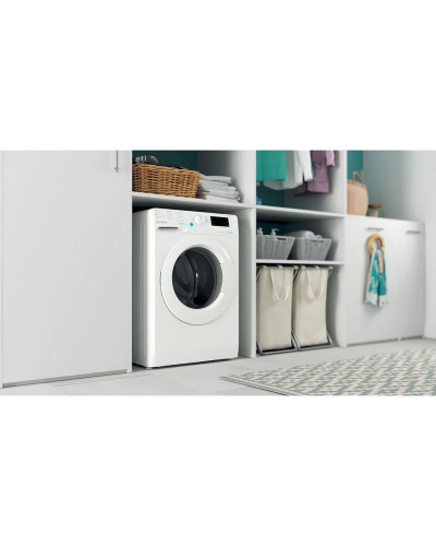 Paltaryuyan Indesit BWE 81282 L B