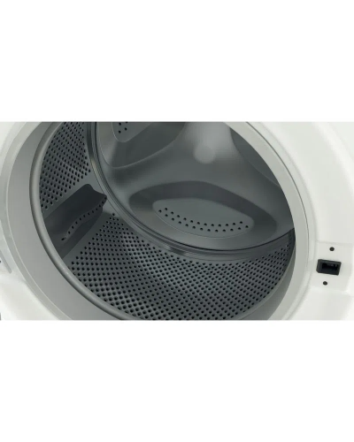 Paltaryuyan Indesit BWE 81282 L B