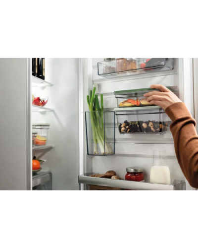 Vakum qabı Electrolux EVFB1