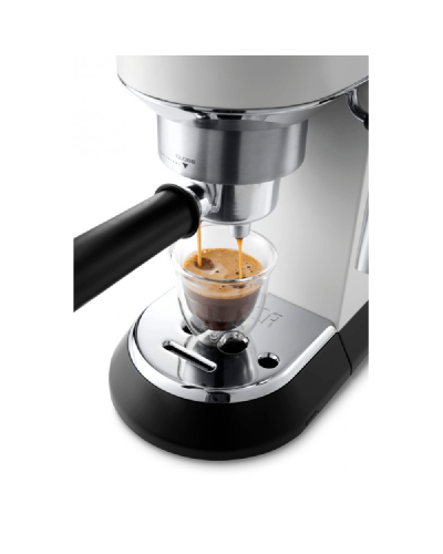 Qəhvədəmləyən DeLonghi EC685.W