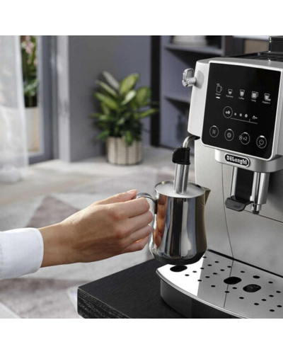 Qəhvəbişirən Delonghi ECAM220.31.SB