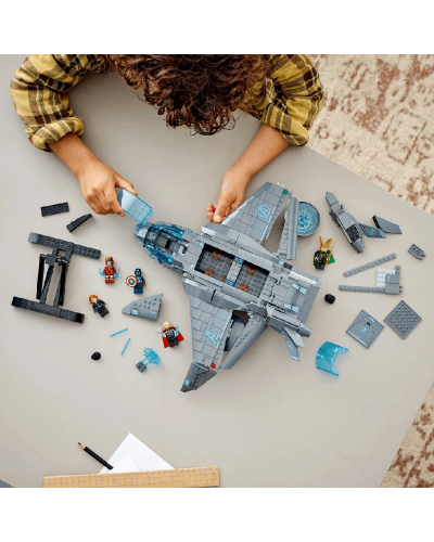 LEGO Super Heroes The Avengers Quinjet 76248