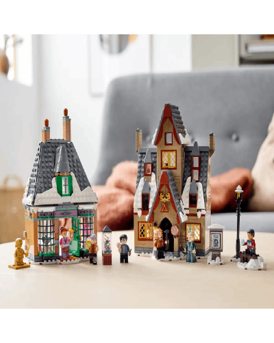 LEGO Hogsmeade Village Visit 76388