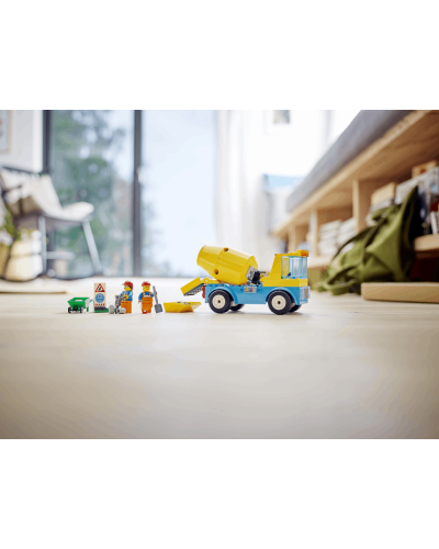 LEGO City Cement Mixer Truck / 60325