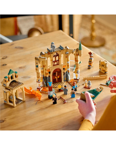 LEGO Harry Potter Hogwarts: Room of Requirement 76413