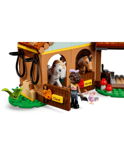 LEGO Friends Autumn Stable / 41745
