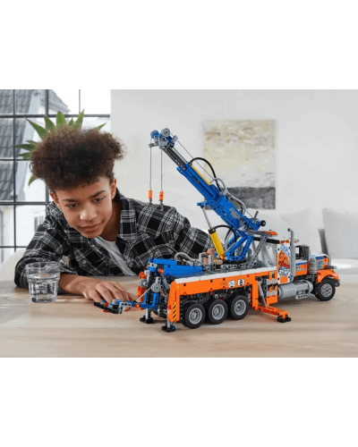 LEGO Heavy-Duty Tow Truck 42128 / 5702016913354