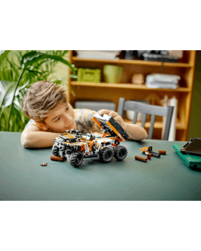 LEGO Technic All-Terrain Vehicle / 42139