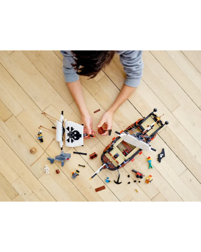 LEGO Creator Pirate Ship 31109